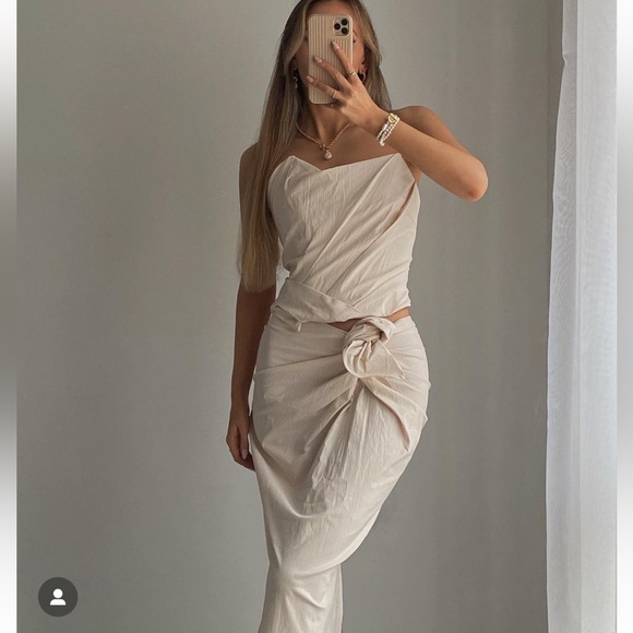 Knotted Details Midi Skirt main image 1